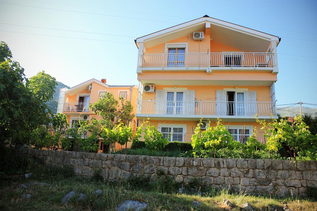 Apartments For Friends Trebinje Extérieur photo